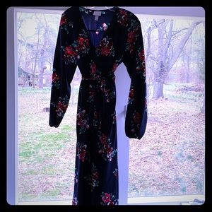 Maternity Midi Dress - Works for all Belly Sizes!